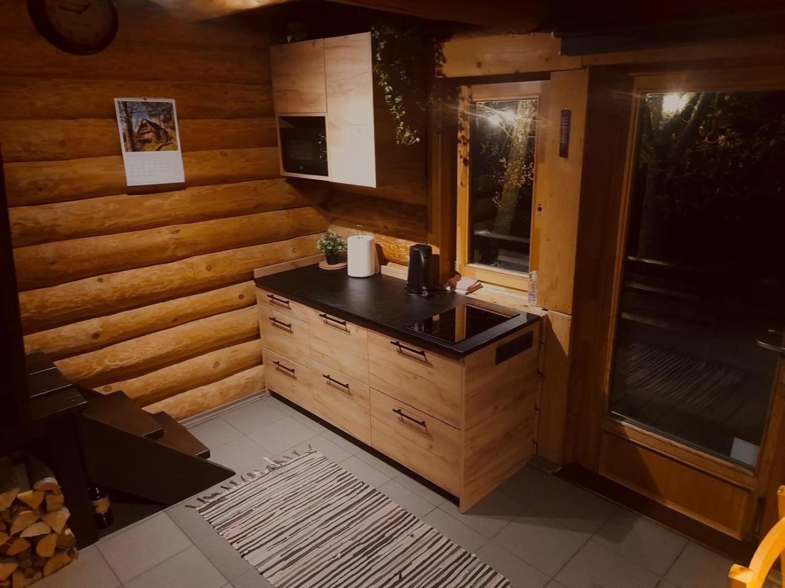 Ezerkalni Villa Raiskums Dış mekan fotoğraf